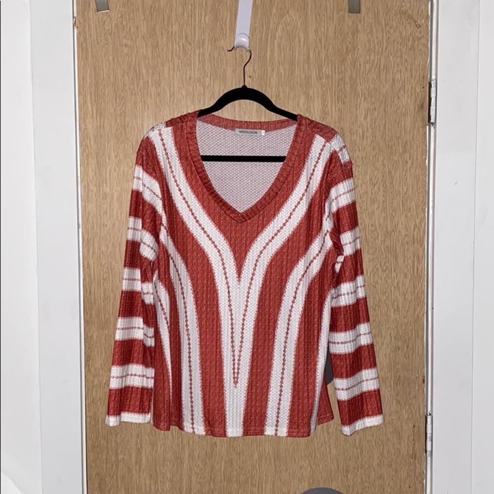NWOT Geometric Striped Top/ Size L